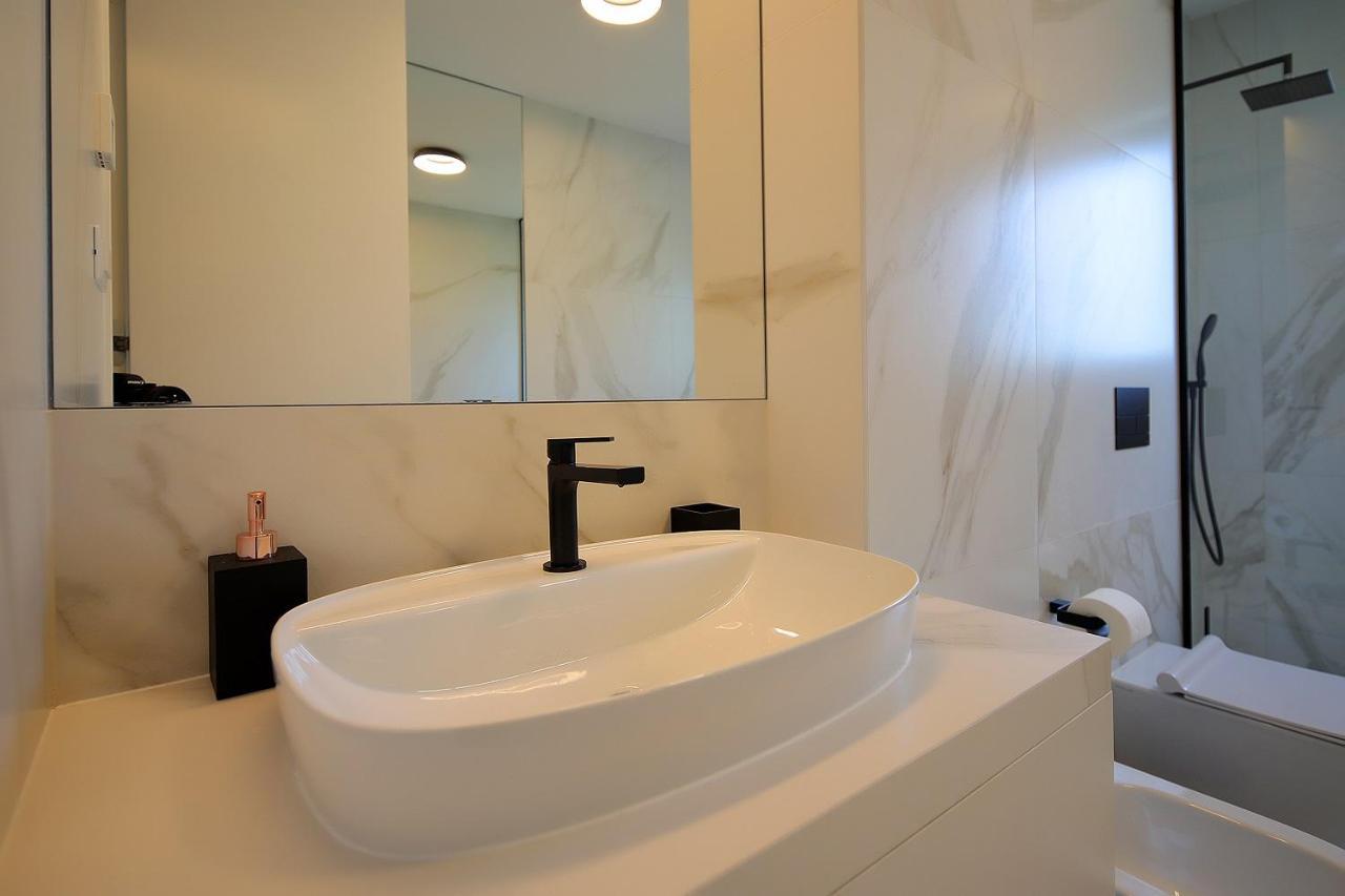 New Apartment With Swimming Pool Near The Beach อิตชิชี ภายนอก รูปภาพ